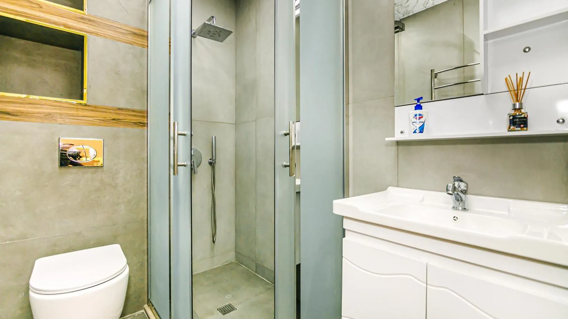 Millenium Apartment Baku 0*,